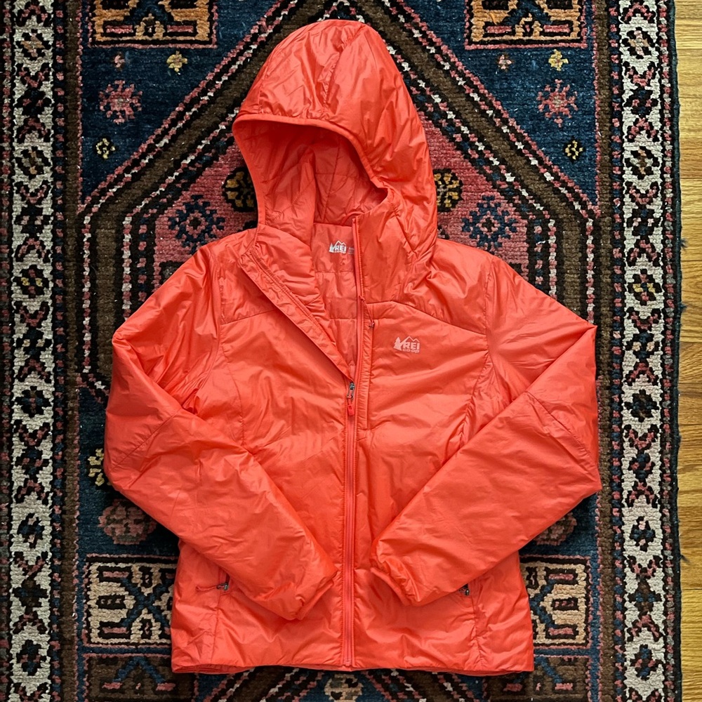 REI Red Insulated Hooded Jacket Small